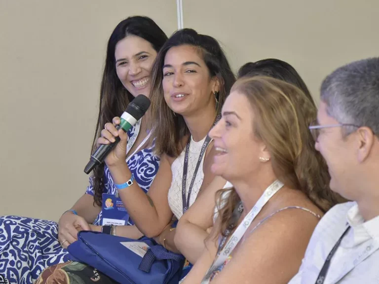 Participação como Discutidora no Simpósio Internacional da Sociedade Brasileira de Glaucoma 2023 - Porto de Galinhas - PE