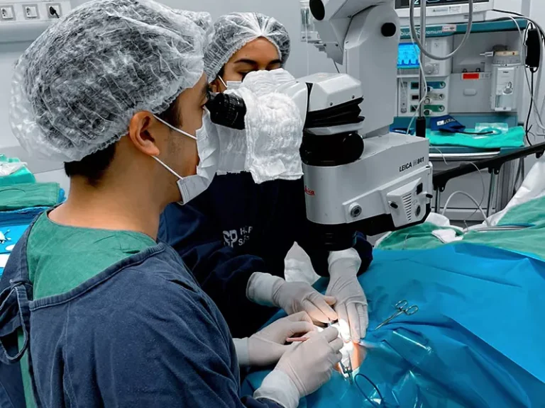 Orientação de Cirurgia de Trabeculotomia no Tratamento de Glaucoma Infantil no Serviço de Glaucoma da UNIFESP